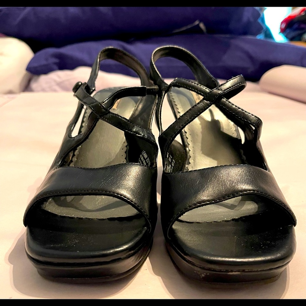 Metro 7 Leann Black Wedge Sandal